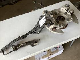 490-10300r Passenger Right Rear Knuckle/stub Fits 21-23 Escalade 343285