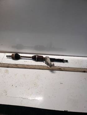 13230370 Chevrolet Axle Shaft Front Automatic Transmission Jackshaft Fits 12-19 Sonic 748121