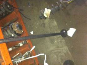 447-01981l Chevrolet Truck 92 93 94 95 96 Van 30 Left Driver Axle Shaft 10-1/2 Ring Gear Srw