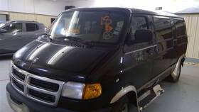 435-02000a Dodge Truck Rear Axle Chrysler 9.25 Inch 12 Bolt Cover Fits 00-02 1500 Van 1627988