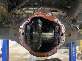 5179881aa Dodge Trucks 13-24 Ram 1500 4x4 Rear Differential Carrier Axle 104k Miles 3.21 Ratio