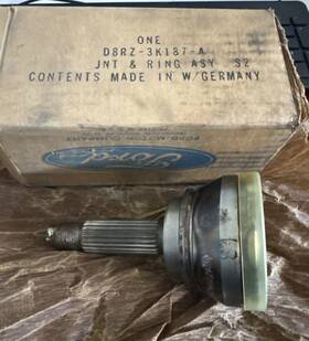 D8rz-3k187-a Ford New Oem 1970s Front Axle Cv Shaft Part Tx-10