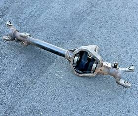 Ford Dana Spicer 60 F350 F-350 85-91 High Pinion Front Axle Housing / King Pin Obs 4x4