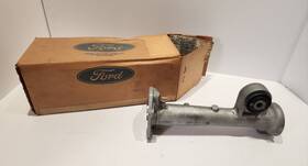 Ford F65w-3b210-ca Drive Axle Shaft Housing Oem New Lot Of 1