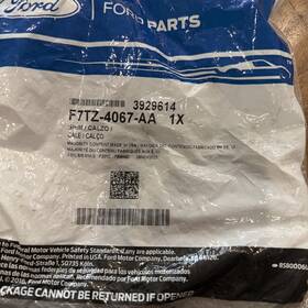 F7tz-4067-aa Ford Drive Axle Shaft Bearing Spacer Part Number F7tz4067aa