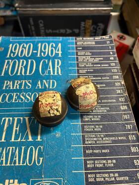 C0dd-1131-a Ford Mercury 1960 Nos Hub Grease Caps Pair Falcon