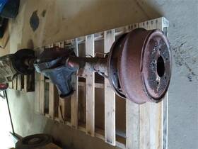 435-02050 Ford Truck Rear Axle 3.55 Ratio 8.8 Inch Ring Gear Id S746d Fits 00-02 E150 Van 853423