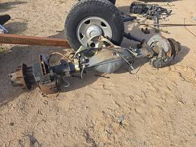 435.fd8o06 Ford Truck F450sd 2006 Rear Axle