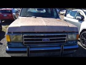 447-01570l Ford Truck Driver Axle Shaft Front Manual Hubs Fits 87-89 Bronco 746874