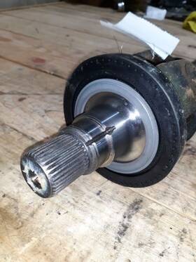 447.fd8520 Ford Truck 17-20 F450sd Left Front Axle Shaft