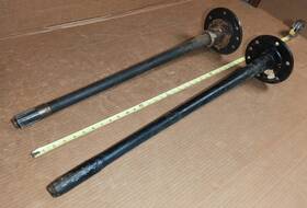 3652342 Gm E Nos 41 42 46 Chevrolet Commercial Truck Pickup Etc Rear End Axle Shaft Pair