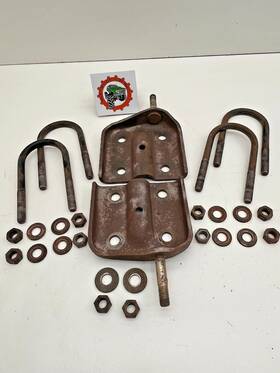0231 Gm Gmc Chevy Chevrolet 95-05 S10 Blazer Jimmy 7.6 Rear Axle Spring Plate U Bolt Set