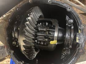 23324184 Gm Trucks 14-19 Silverado 1500 5.3 4x4 Rear Axle 110k Miles 3.42 Ratio 9.5 Inch Ring Gear