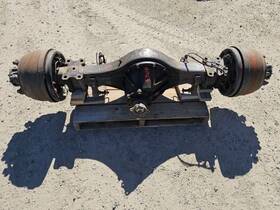 435.is8p15 Isuzu - Medium Duty Truck Used 2015 Nqr Rear Axle Assembly 4.77 19.5 Inch 6cp S2j Ship Outrite