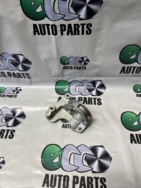 68297410aa Jeep 2017-2021 Compass Fwd 2.4l Front Axle Shaft Mount Bracket Oem