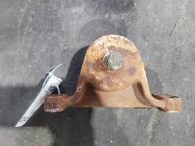 3c091-41630 Kubota 2022 Misc Axle Parts Front Bracket Assembly Pn#3c091-41630