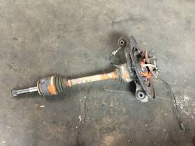 113f Land Rover Lr4 Rear Left Driver Spindle Knuckle Hub With Cv Axle Shaft 10 - 16 A