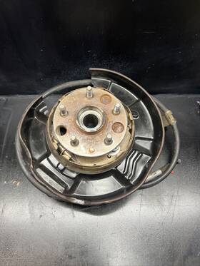 490-58848r Lexus Is300 Sedan Passenger Right Rear Knuckle Hub 01 02 03 04 05