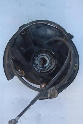 490-58860r Lexus 2005 Sc430 Right Passenger Side Rear Spindle Knuckle Hub
