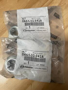 651-33-042a Mazda Axle Lock Nut Oem Brand New Part - Pack Of 2