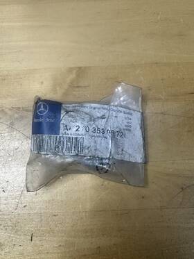 210-353-05-72 Mercedes-benz New Oem 2003-2024 Clk500 E320 Ml550 C300 S400 Axle Nut 2103530572