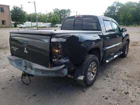 435.ms1609 Mitsubishi Raider 2009 Rear Axle