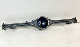 437-58206 Nissan 1995-1997 D21 Hardbody 2.4 2wd Rear Axle Housing Drop-out Carrier Type