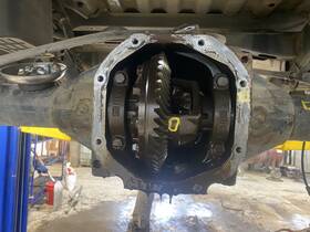 43003ea005 Nissan Trucks 05-19 Frontier 2.5 4x2 At Rear Differential Axle 109k Miles 3.69 Ratio