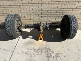 4211034131 Toyota 2004-2006 Tundra Axle Assembly Complete 3.91 Access Cab Rwd