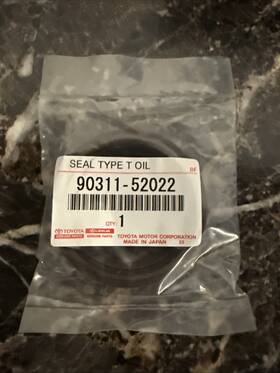 90311-52022 Toyota New Genuine Lc80 Lexus Lx450 Engine Crankshaft Oil Seal