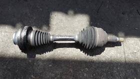 447-61589 Volkswagen Axle Shaft Front Outer 8 Cylinder Fits 04-09 Touareg 526710