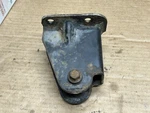 80-96 Ford F-250 Hd 4X4 Driver Lh Side Dana Ifs Axle Housing Pivot Bracket. Fixed Price $149.00.