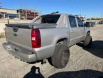 2007-2008 Chevy Avalanche 1500 Rear Axle Beam 25870034 Oem. Fixed Price $800.00.