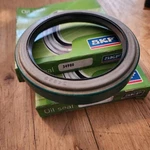 1 - Original Skf Cr 34980 Front Wheel Hub Oil Sealed Power Made Usa!. Fixed Price $18.00.