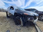 2017 Jeep Cherokee Front Axle 4WD 3.2L Used Passenger Side Oem 447-03185R. Fixed Price $80.70.